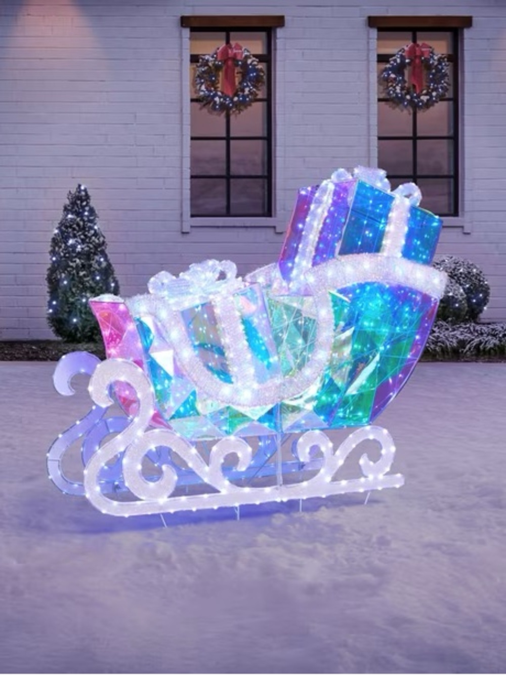 Pre-Lit Prismatic Sleigh